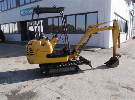 komatsu pc 15 mini excavator cab|Komatsu PC15R.